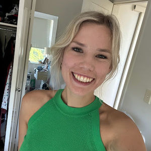 Meet your Posher, Michaela